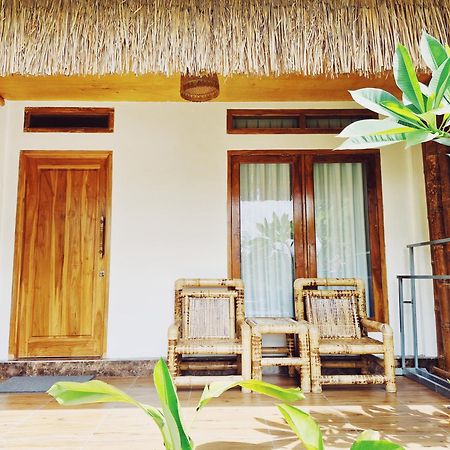 Peraja Bungalows Loyok Sangyang Esterno foto