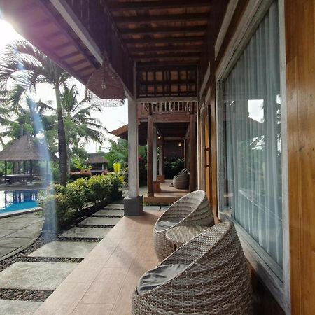 Peraja Bungalows Loyok Sangyang Esterno foto