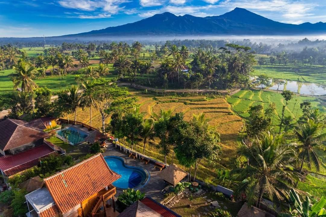 Peraja Bungalows Loyok Sangyang Esterno foto