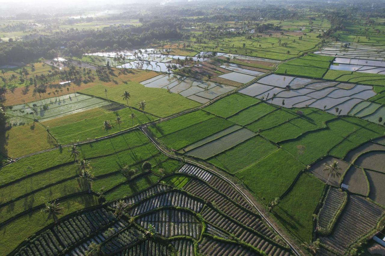 Peraja Bungalows Loyok Sangyang Esterno foto