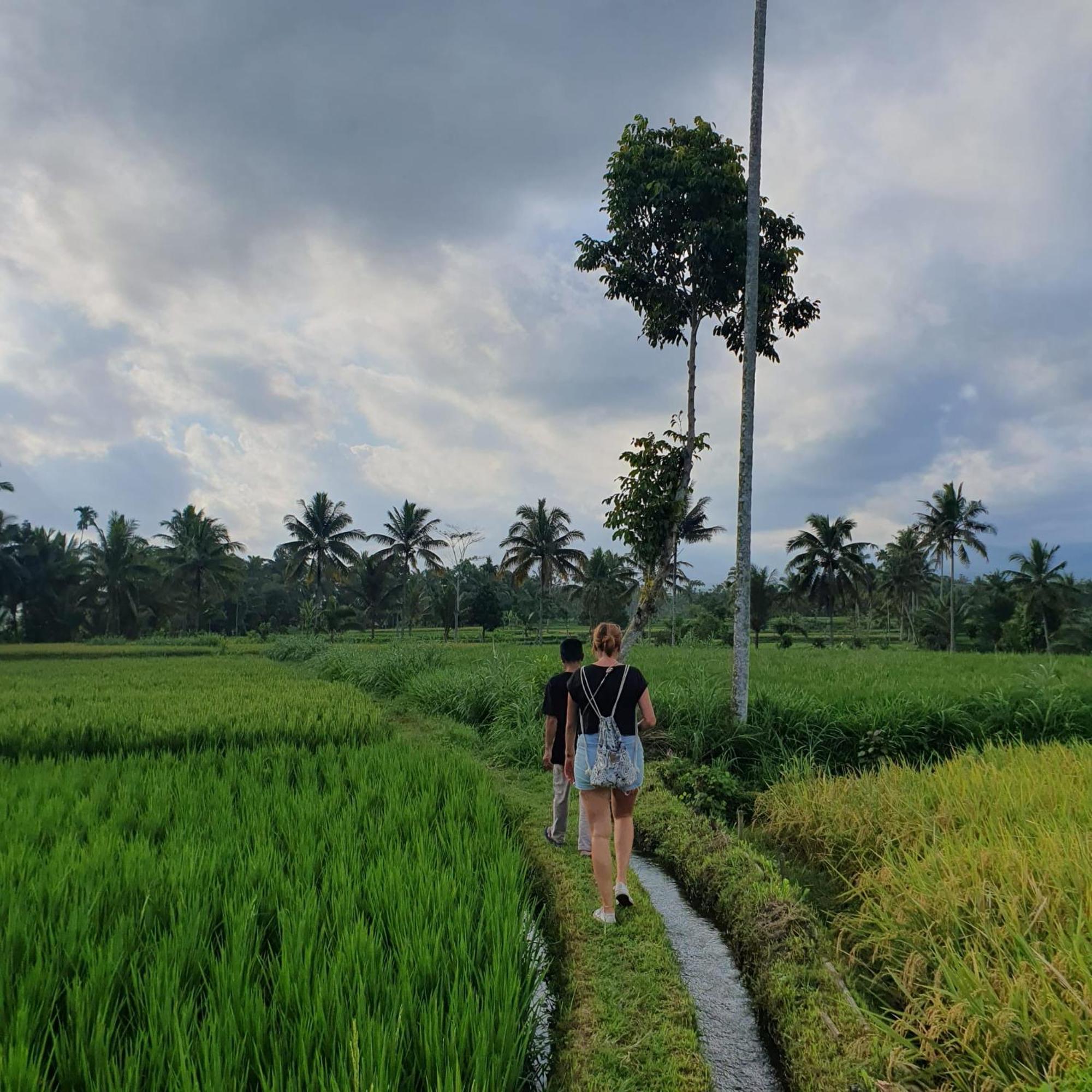Peraja Bungalows Loyok Sangyang Esterno foto