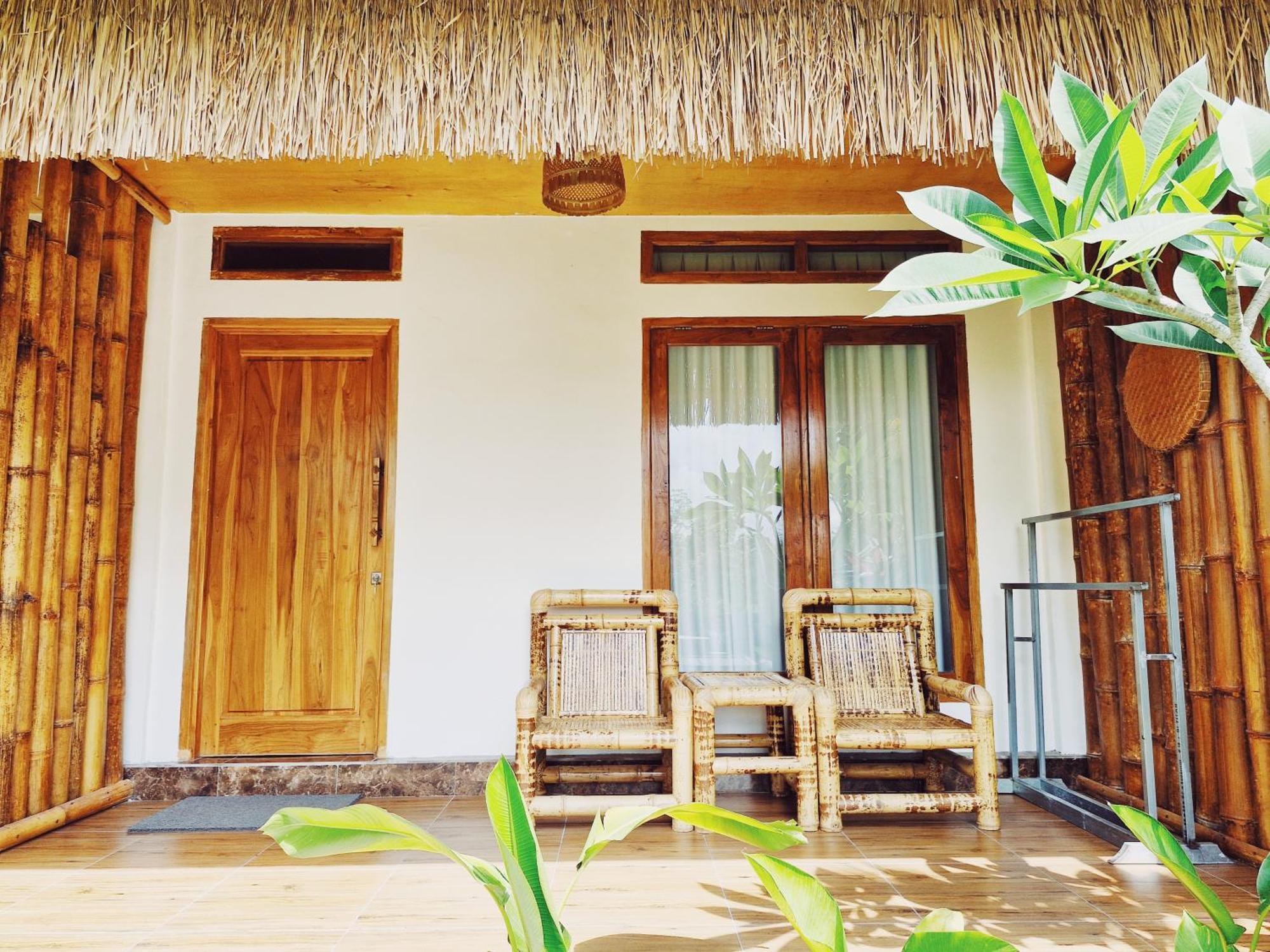 Peraja Bungalows Loyok Sangyang Esterno foto