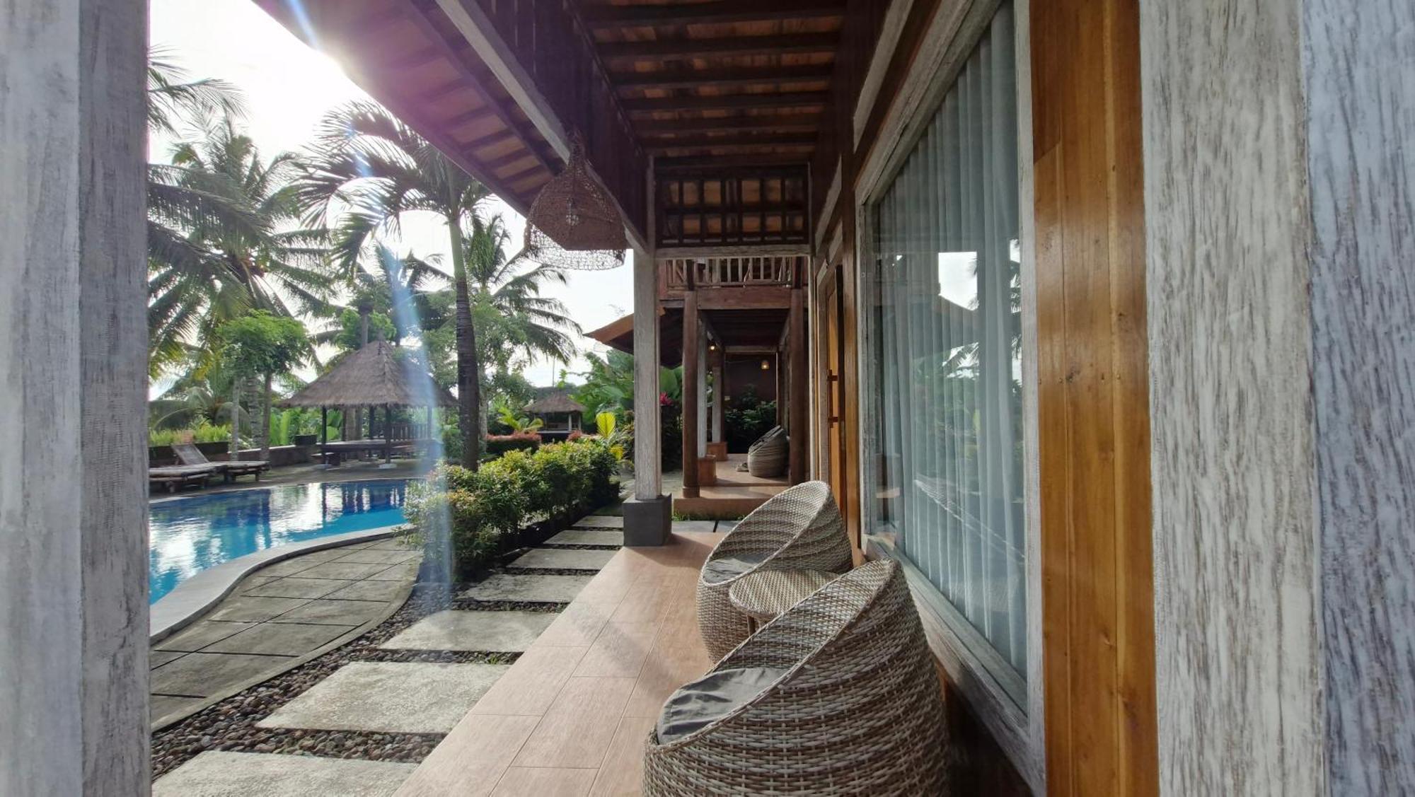 Peraja Bungalows Loyok Sangyang Esterno foto